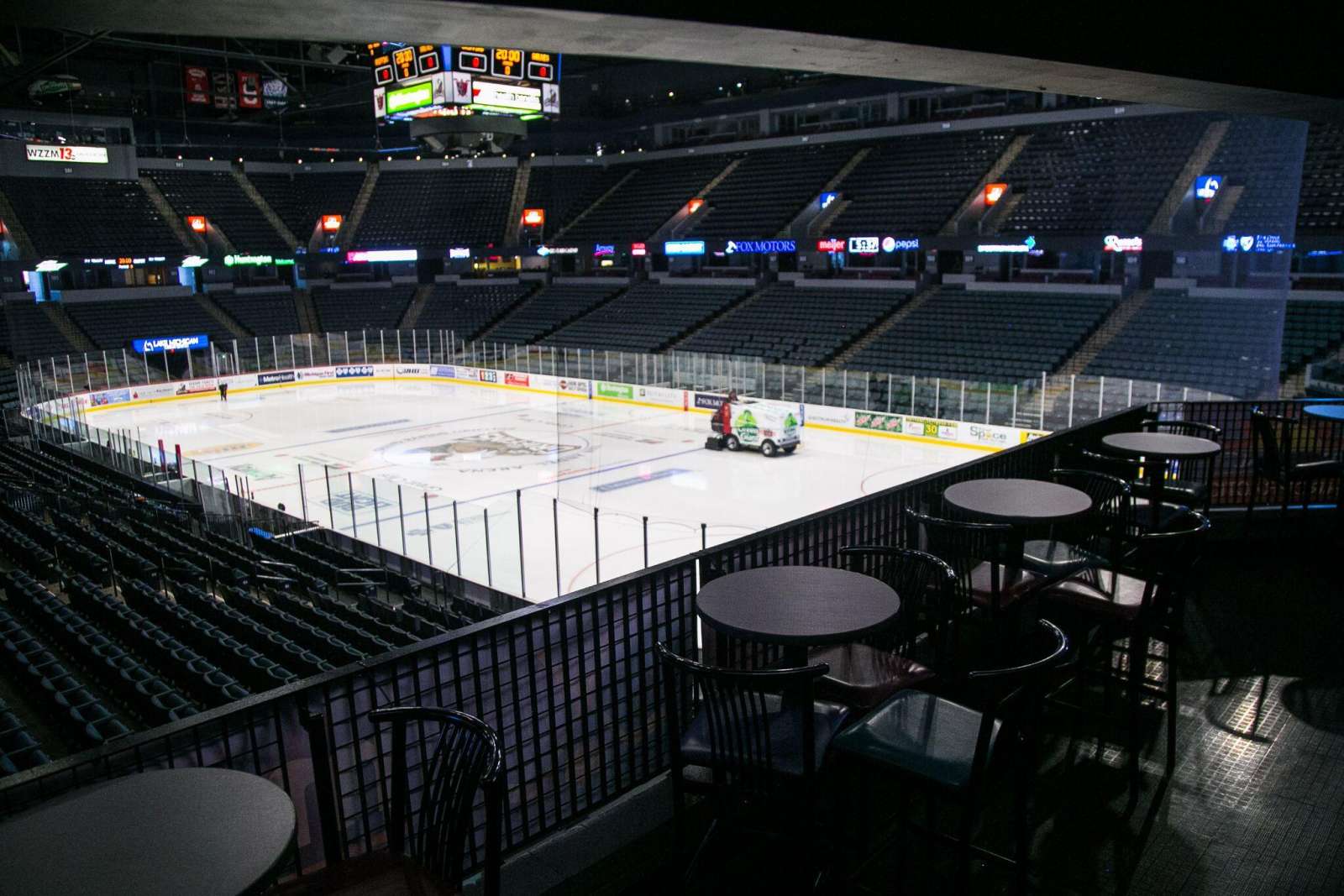 grand-rapids-griffins-suites-hospitality